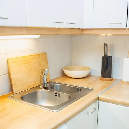 Apartment Relax Explore, Sauna, Metro Malls 3 Mins Away *