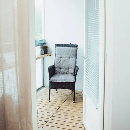 Apartment Relax Explore, Sauna, Metro Malls 3 Mins Away Helsinki