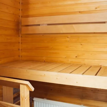 Appartement Relax Explore, Sauna, Metro Malls 3 Mins Away